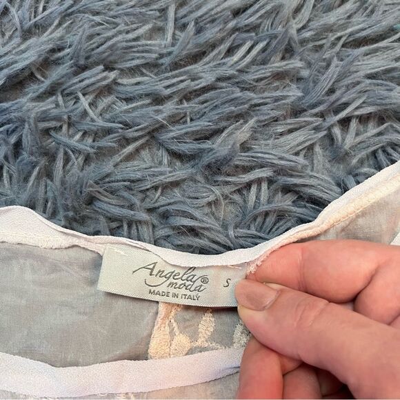 Angela Moda Blush Pink Floral Lace Embroidered Sheer Silk Top Size S - Picture 2 of 4